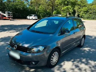 Gebraucht VW Golf Plus Cross Match 105 PS (77 kW) 2012 Grau Van / Kleinbus