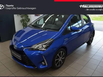 Gebraucht Toyota Yaris Hybrid Plus 101 PS (74 kW) 2018 Blau Kleinwagen
