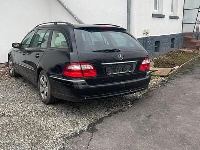 Schwarz Gebraucht 2005 Mercedes E280 Kombi | 5.350 € (Fairer Preis)
