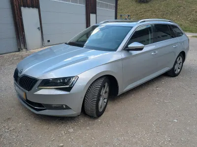 Używany Skoda Superb Style 190 KM (139 kW) 2017 Srebrny Sedan/Limuzyna