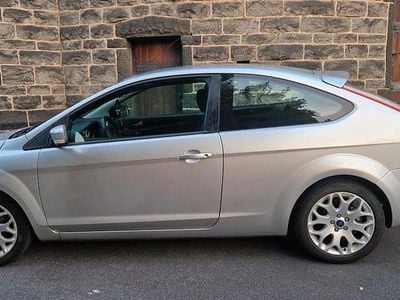 Gebraucht Ford Focus 101 PS (74 kW) 2009 Silber Limousine