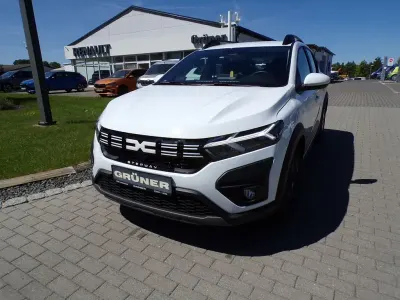 Käytetty Dacia Sandero Expression 91 HP (66 kW) 2025 Valkoinen Katumaasturi