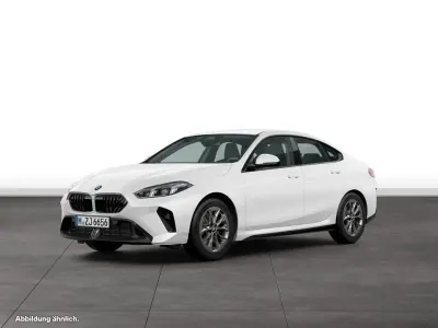 Gebraucht BMW 220 M Sport 156 PS (114 kW) 2025 Weiß Coupé