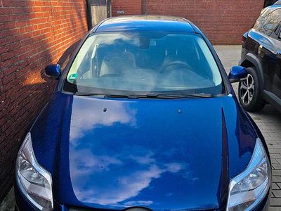Gebraucht Ford Focus Trend 115 PS (84 kW) 2013 Blau Kombi