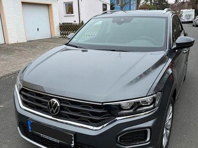 Second-hand VW T-Roc Sport 150 CP (110 kW) 2020 Gri SUV