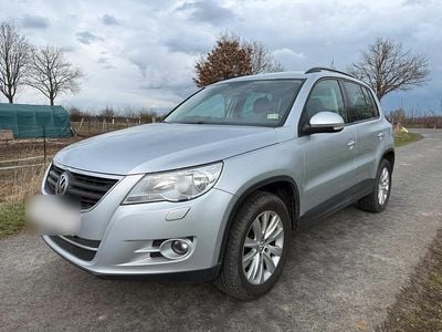 Gebraucht VW Tiguan 150 PS (110 kW) 2009 Silber SUV