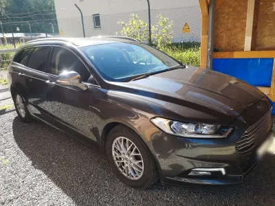 Gebraucht Ford Mondeo Titanium 162 PS (119 kW) 2017 Grau Kombi