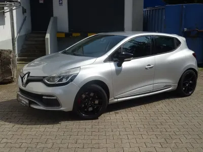 Gebraucht Renault Clio IV R.S. 200 PS (147 kW) 2015 Silber Limousine