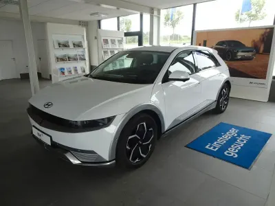 Gebraucht Hyundai Ioniq 5 167 kW (228 PS) 2023 Atlas white SUV