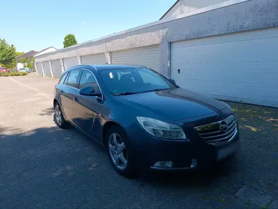 Gebraucht Opel Insignia 131 PS (96 kW) 2009 Blau Kombi
