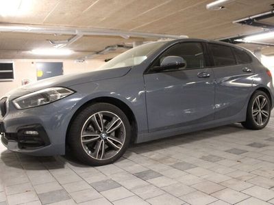 gebraucht BMW 118 d Sport Line / Kamera / Premium Selection