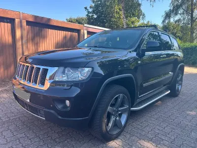 Gebraucht Jeep Grand Cherokee Overland 240 PS (176 kW) 2011 Schwarz SUV