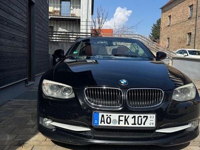 Gebraucht BMW 325 Cabriolet 204 PS (150 kW) 2011 Schwarz Cabrio