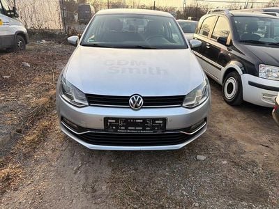 Gebraucht VW Polo Comfortline 90 PS (66 kW) 2016 Silber