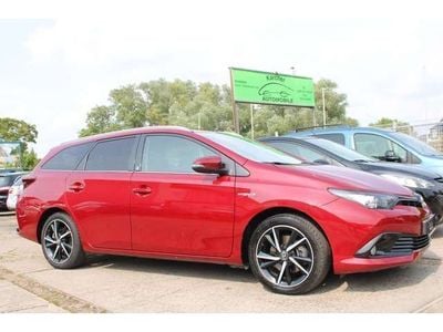Toyota Auris Hybrid