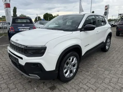 Gebraucht Jeep Avenger Altitude 101 PS (74 kW) 2025 Snow white SUV