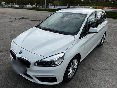 Gebraucht BMW 220 Gran Tourer Sport Line 190 PS (139 kW) 2016 Weiß Van / Kleinbus