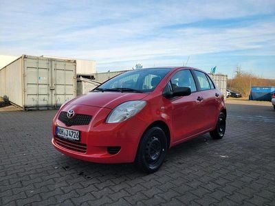 Gebraucht Toyota Yaris 69 PS (50 kW) 2007 Rot Kleinwagen
