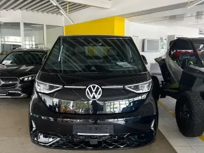 Nowe VW ID. Buzz GTX 250 kW (340 KM) 2026 Czarny Minivan