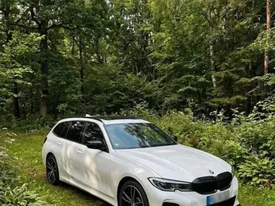 Używany BMW 330e M Sport 292 KM (214 kW) 2021 Biały Kombi