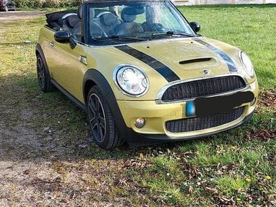 Usata Mini Cooper S Cabriolet 174 CV (127 kW) 2009 Giallo Cabrio