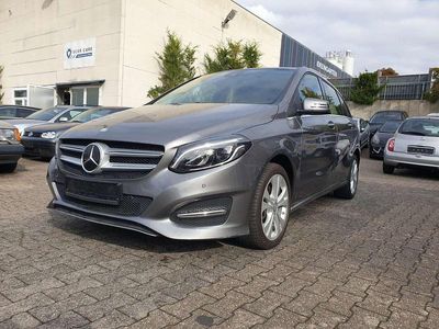 Mercedes B220