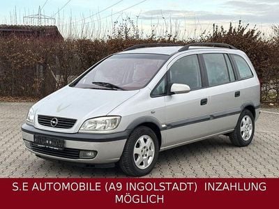 Silber Gebraucht 2002 Opel Zafira Comfort Van / Kleinbus | 1.490 € (Fairer Preis)