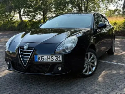 Gebraucht Alfa Romeo Giulietta 170 PS (125 kW) 2012 Schwarz Kleinwagen