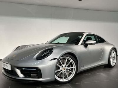 Porsche 911 Carrera 4 GTS