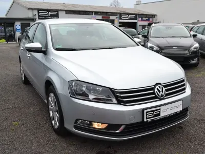 Używany VW Passat 140 KM (102 kW) 2014 Srebrny Sedan/Limuzyna