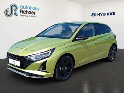 Neu Hyundai i20 Blackline 90 PS (66 kW) 2026 Gelb Kleinwagen