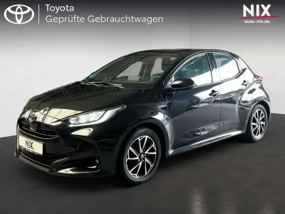 Gebraucht Toyota Yaris Team 116 PS (85 kW) 2021 Schwarz Kleinwagen
