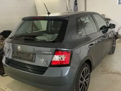 Second-hand Skoda Fabia Ambition 90 CP (66 kW) 2015 Gri Break