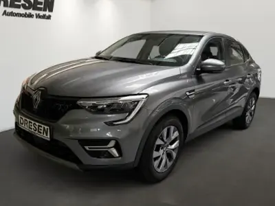 Gebraucht Renault Arkana Evolution 140 PS (102 kW) 2024 Grau SUV