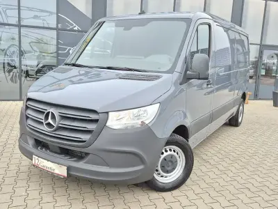 Używany Mercedes Sprinter 114 KM (83 kW) 2020 Szary Van