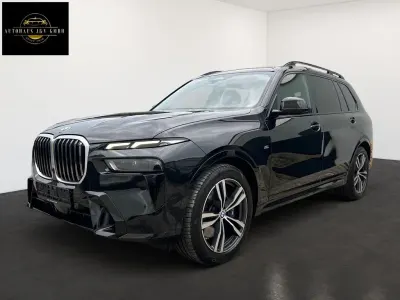 Gebraucht BMW X7 M Sport 352 PS (258 kW) 2023 Schwarz SUV