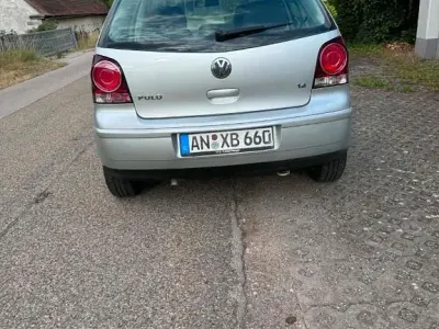 Gebraucht VW Polo Comfortline 86 PS (63 kW) 2009 Silber Kleinwagen