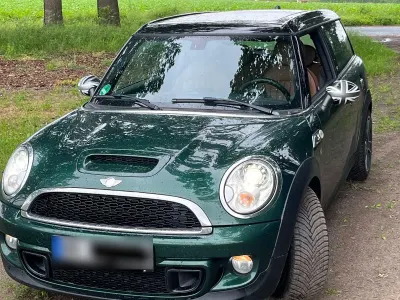 Gebraucht Mini Cooper SD 143 PS (105 kW) 2013 Grün Kleinwagen