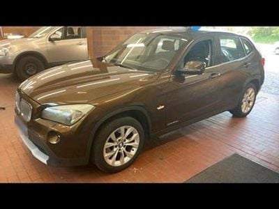 Usata BMW X1 150 CV (110 kW) 2010 Oro SUV