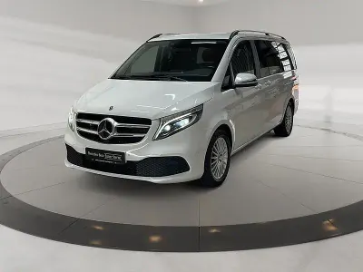 Gebraucht Mercedes V220 163 PS (119 kW) 2021 Bergkristallweiss metallic Van / Kleinbus
