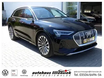 Usata Audi e-tron S-Line 300 kW (408 CV) 2022 Nero SUV