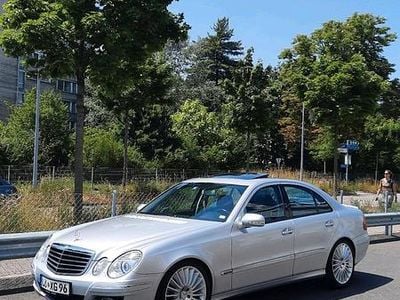 Mercedes E280