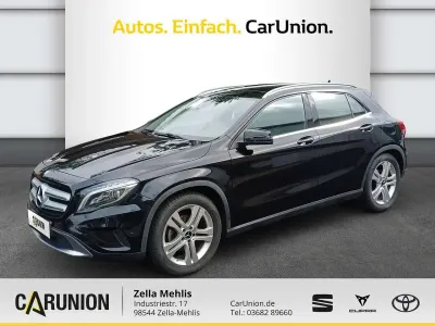 Gebraucht Mercedes GLA200 Urban 156 PS (114 kW) 2016 Kosmosschwarzmetall SUV