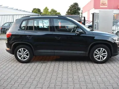 Gebraucht VW Tiguan Sportline 122 PS (89 kW) 2012 Schwarz SUV