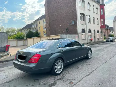 Gebraucht Mercedes S550 400 PS (294 kW) 2008 Beige Limousine