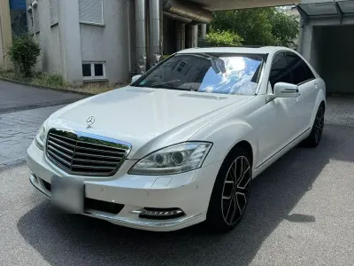 Gebraucht Mercedes S500 387 PS (284 kW) 2010 Weiß Limousine