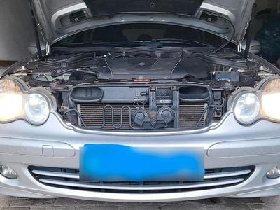 Second-hand Mercedes C200 122 CP (89 kW) 2007 Argintiu Break