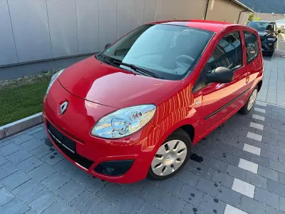 Używany Renault Twingo 64 KM (47 kW) 2008 Czerwony Hatchback