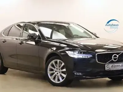 Gebraucht Volvo S90 Momentum 320 PS (235 kW) 2018 Schwarz Limousine