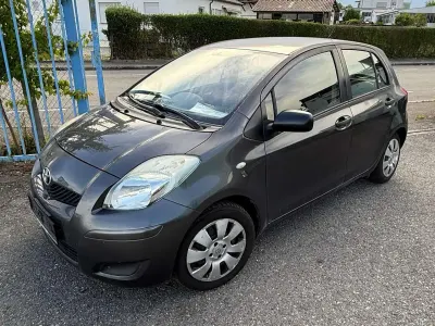 Gebraucht Toyota Yaris Basis 69 PS (50 kW) 2010 Other Kleinwagen